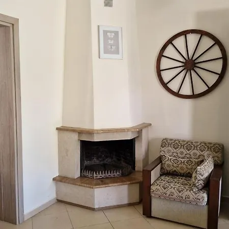 Eliott * Nikiti (Sithonia)