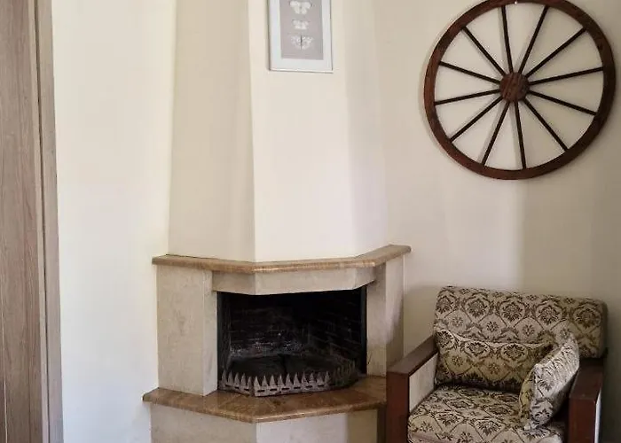 Eliott * Nikiti (Sithonia)